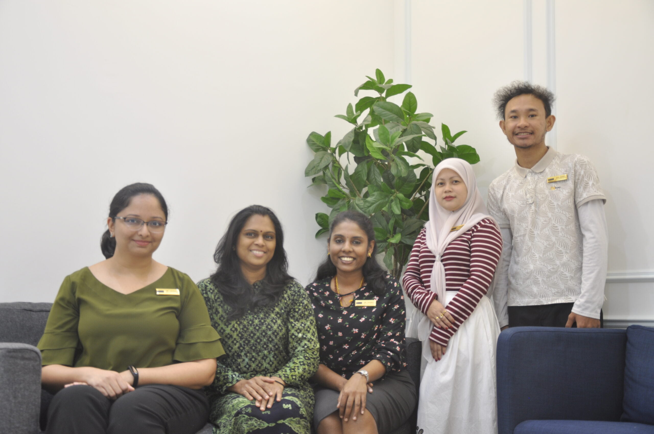 Scaling and Polishing 12 a group of dentists in alam impian, shah alam