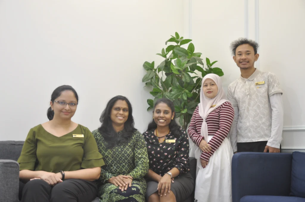 Doctors and Dentists at Klinik Pergigian Alam Impian - Klinik Gigi Shah Alam